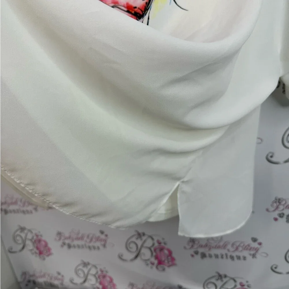 Laura top blouse flower design Elegant Floral Blouse with Artistic Design